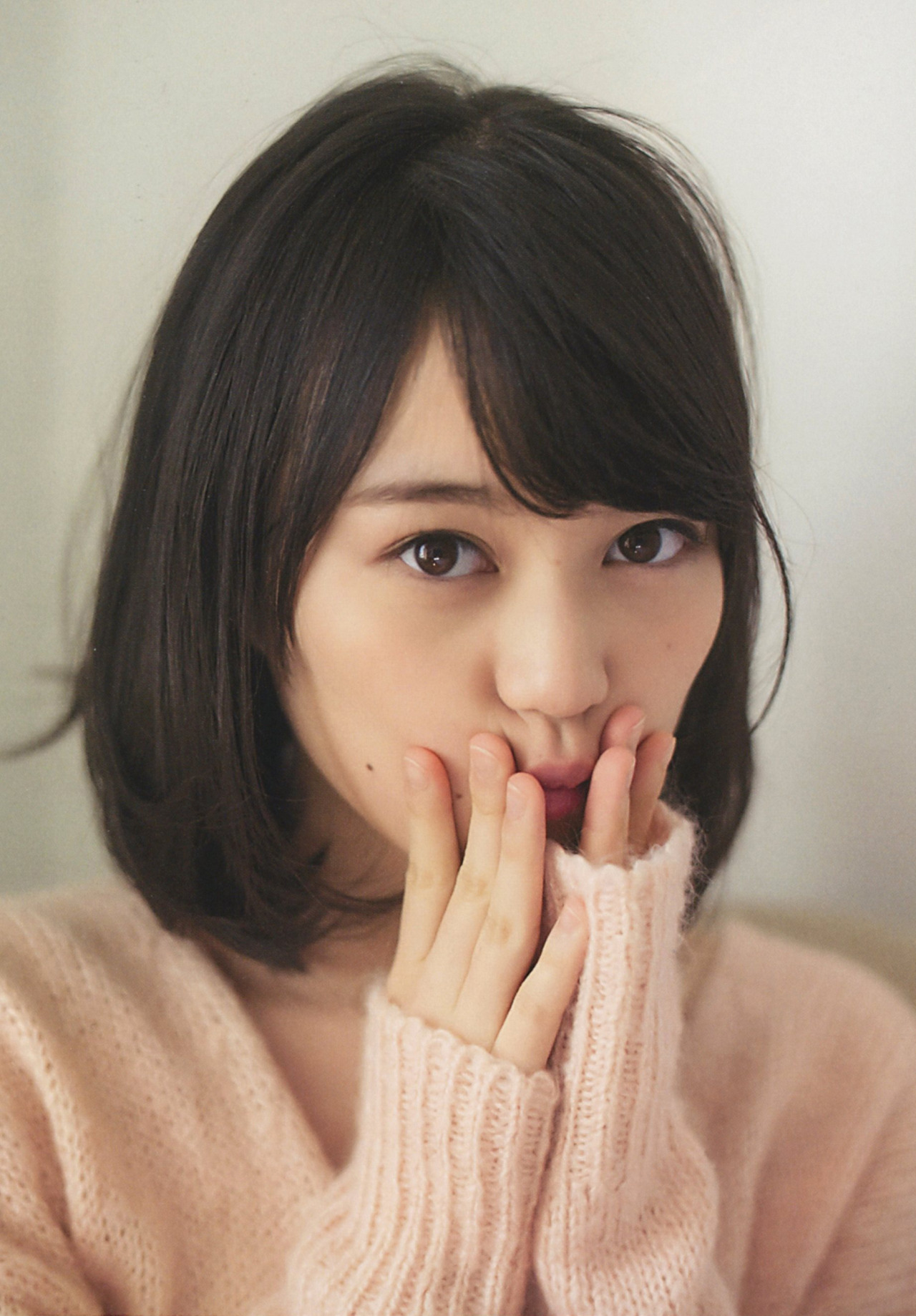 46wallpapers:    Erika Ikuta - 1st Photobook “Tenchou(Modulation)”   