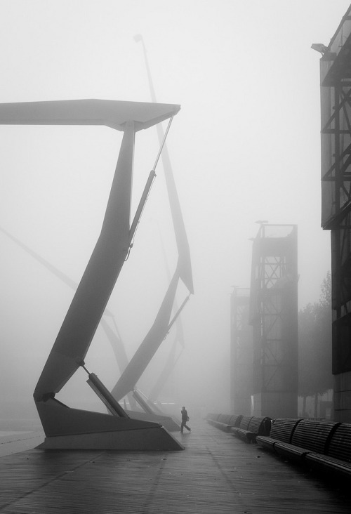 n-architektur: foggy R’dam by Moritz Bernoully