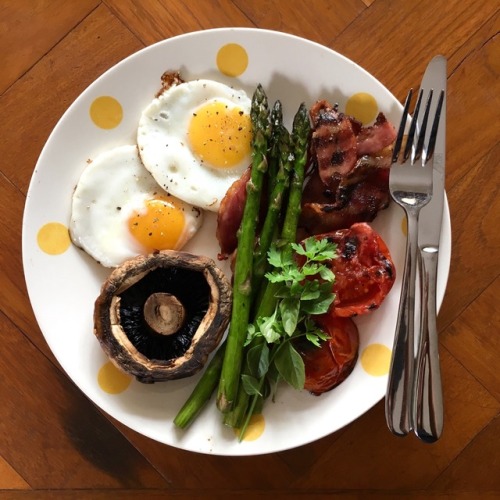 Fried eggs, bacon, tomato, asparagus, mushroom + fresh herbs