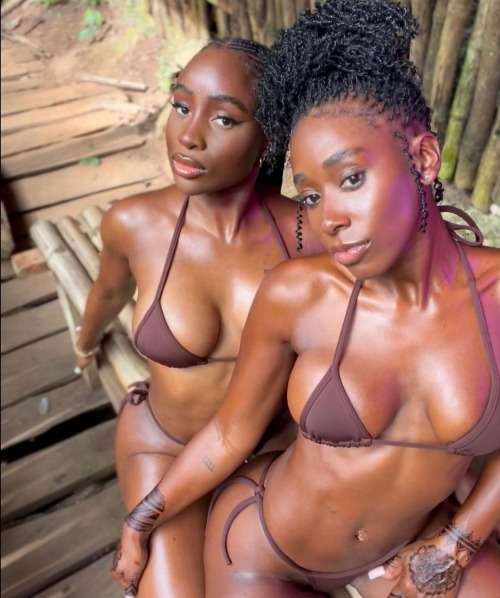 princejazziedad:Gorgeous Luscious BootiDelicious DarkSkinned SISTAS… Ms BriaMyles. Ms Sandra Lambeck inAccra. Ghana.💚🤍🧡