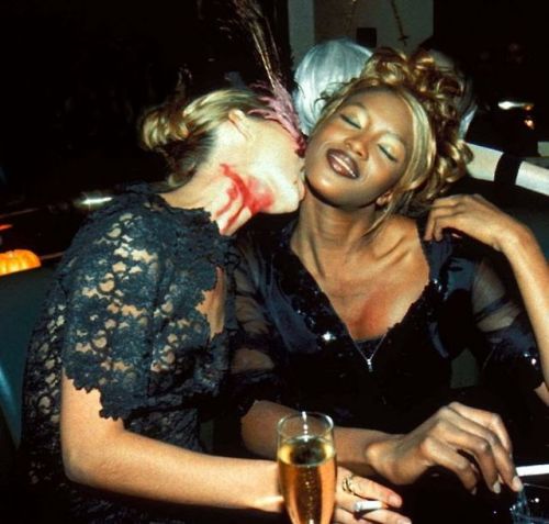 Kate Moss & Naomi Campbell, New York, Halloween party, 1995.