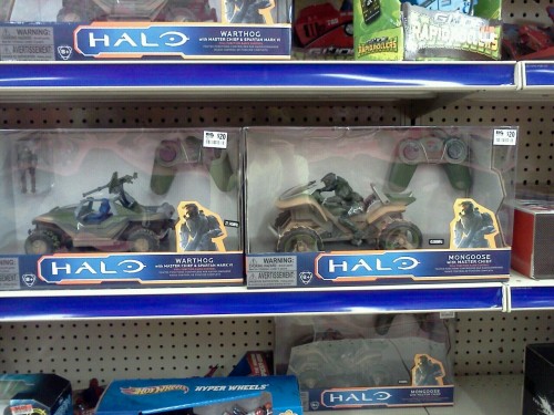 I wish I had these toys around when I was a kid.