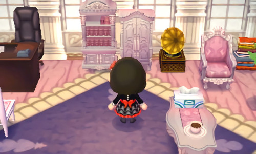 I recently made a spooky town and wanted a cute Gothic Lolita Dress for my new Mayor to wear after I