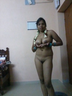 Desi Nude Girls