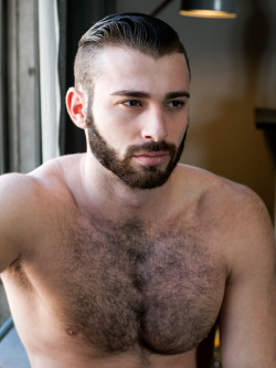 nakedpicturesofyourdad:  Jarec Wentworth,