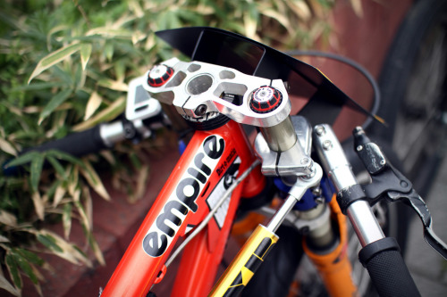 f9dtkfm: steering damper (by bamboo-kyon)