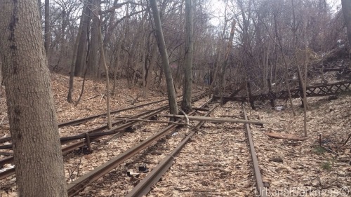 urbanaldarkness:  All the Abandon Rockaway Branch Line pictures all in one that I took today with @ahmazingviews. Urban decay everyone, its absolutely amazing!  This is the abandon rockaway line in Queens, New york city. Been abandon and in urban decay