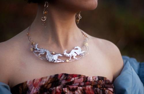 grayghostofthenorth:Artist Evgeniya Makarochkina Borzoi Necklace