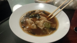 hontai:  Wan Tun soup for dinner <3