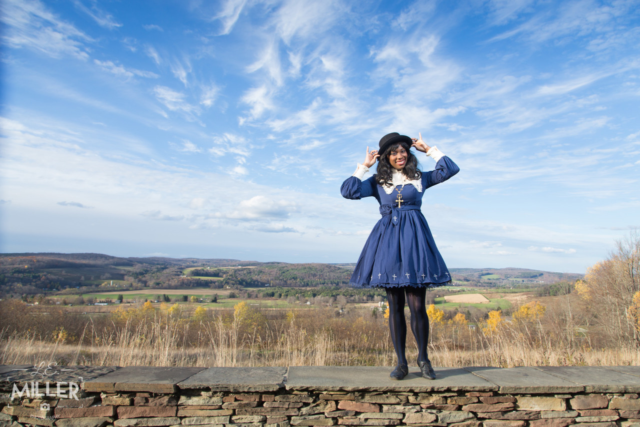 producestand:  aristocratphoto:Models: Grace, skyrawrz, producestand Thanks to aristocratphoto