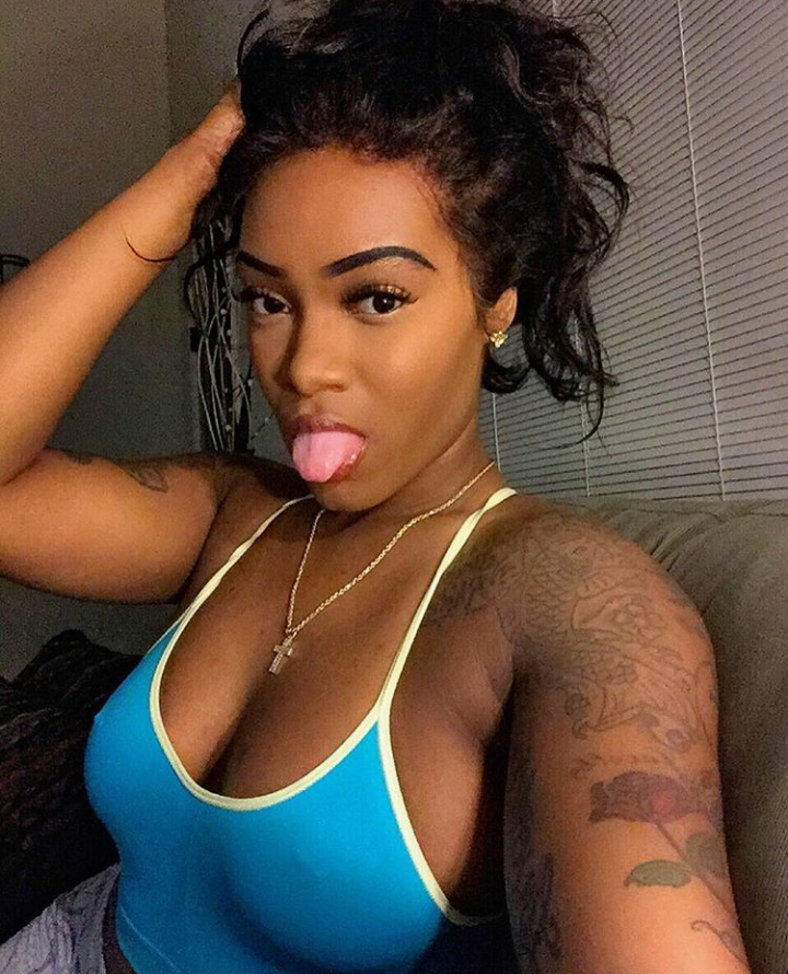 jazziedadd:  DeliciouslySexy&amp;Gorgeous Ms Taylor Hall 💙💙💙