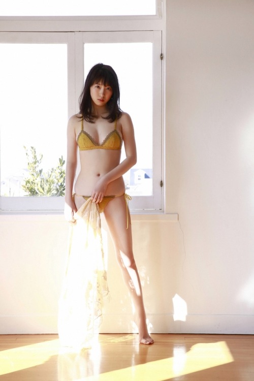 nude-photo-love:  uptou:  ビジュアルウェブS Vol.795 日比美思 「Dreamer ~ゅめのっづき~」 ⑩  日比美思