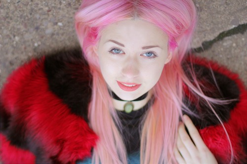 tightsobsession:  Twisted transistor. Via Kayla Hadlington.