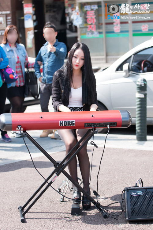 A-yeon, Hongdae Street Concert