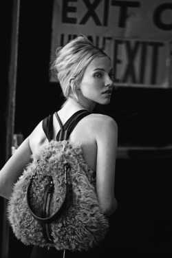 senyahearts: Sasha Luss in “Gray Scale”