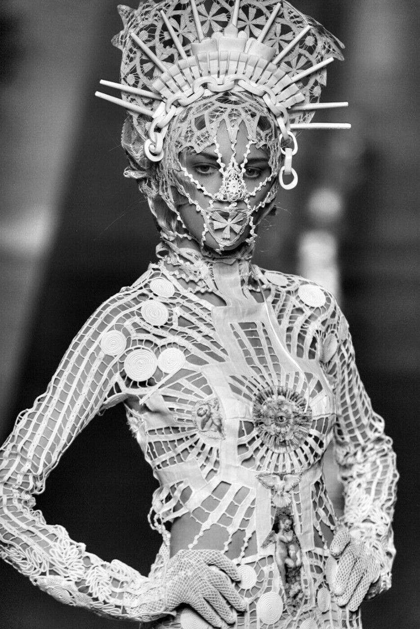 misanthropicmessiah:  Jean Paul Gaultier SS07 Haute Couture 
