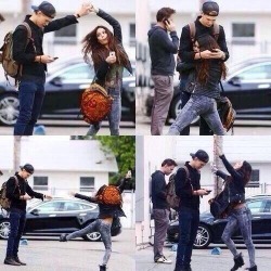 littlefuckinglesbian:  chantslouise:  I have two moods.  Vanessa Hudgens.  Or Her boyfriend.   I am Vanessa 190% of the time