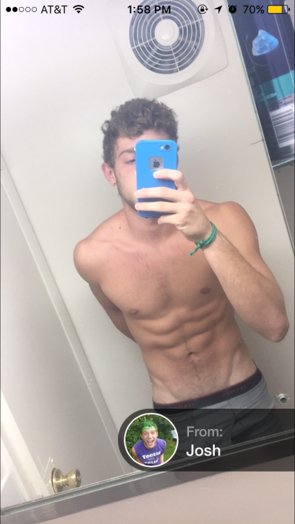 bumble-baits:Another hot stud who couldn’t wait to show off.