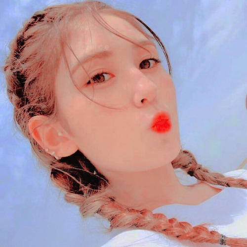 SOMI─   ♡─   ♡▸DO NOT RE EDIT