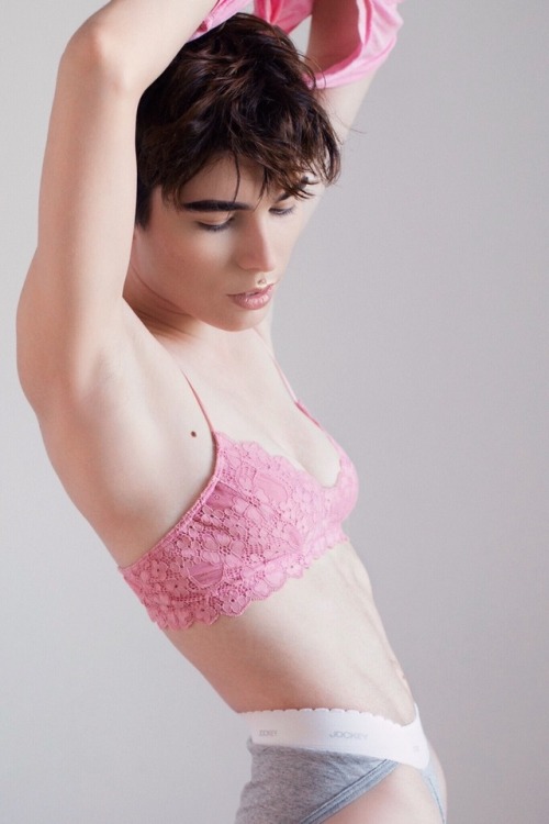 surfsupshinji: My androgyny is more than adult photos