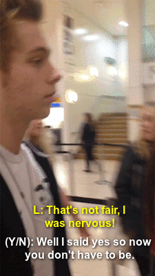 marcelswhore:  5sos au meme- Where you have to help frat boy Luke on his essay. At first, you weren’t too thrilled because of his reputation of being a stuck up jerk, but the more time you spend with him, the more you realize he’s not really that