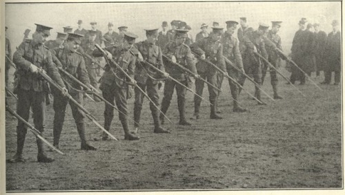 historicalfirearms:British ArisakasIn 1915 the British army was gripped by a rifle shortage that was