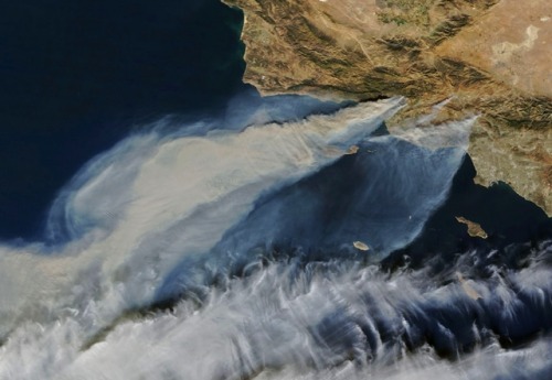 yahoonewsphotos: Striking NASA satellite views of the California wildfires The California wildfires 