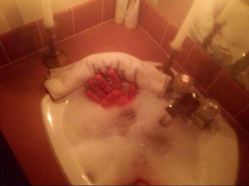 failnation:  Spa day for the girlfriend