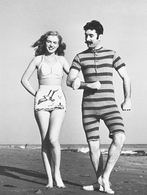  Marilyn photographed by Joseph Jasgur. 