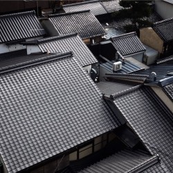 hiroyukitanaka:#tiled #roofs #Kyoto #japan