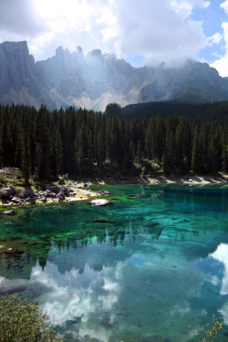 r2–d2: Lago di Carezza