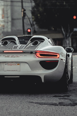 azearr:  Porsche 918 Spyder 