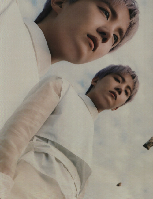 SPECIAL 8 PHOTO-FOLIO - J-HOPE II