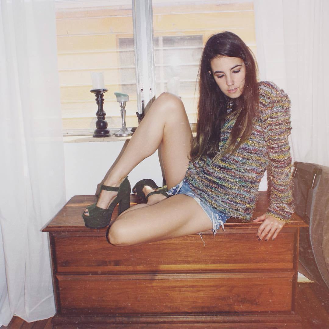 glitter [and] grunge.