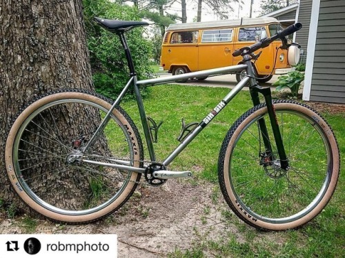 velocityusa:Polished Blunt SS and skinwall tires are a beautiful combo! #Repost #Repost @robmphoto (