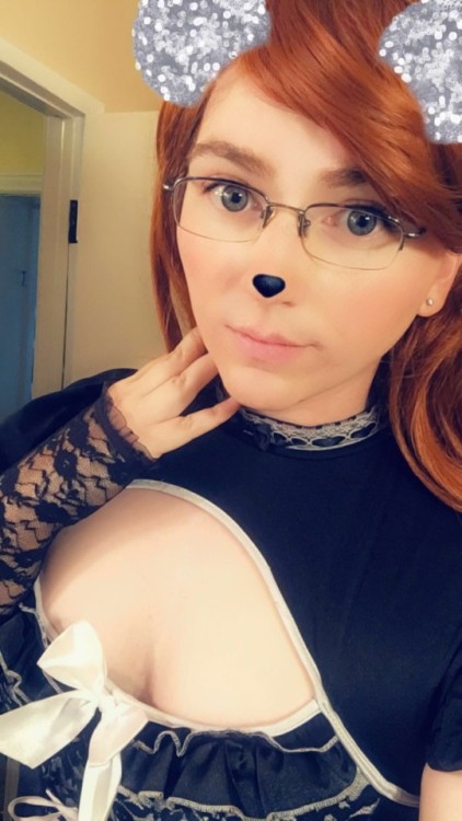 c-summs3: Tried on my old maid uniform. Fits much better in the chest region  Feels great! 