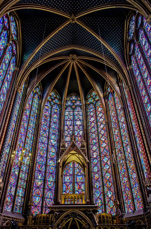 architectureland:Sainte-Chapelle  -  a royal medieval Gothic chapel in Île-de-France, France. 