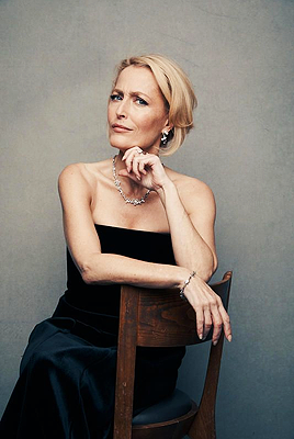 Porn Pics qilliananderson:  Gillian Anderson photographed