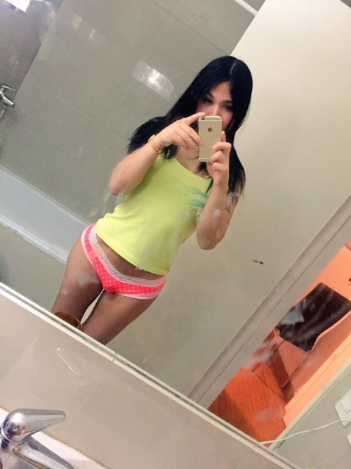 a-fernando-bautista-fan:  pillarsofvotary:  Yelitza Ledesma++++  Ummm qué bonita estas