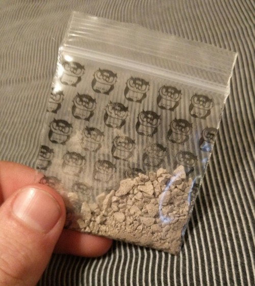 Porn letittakethepainaway:  1g of some Afghan photos