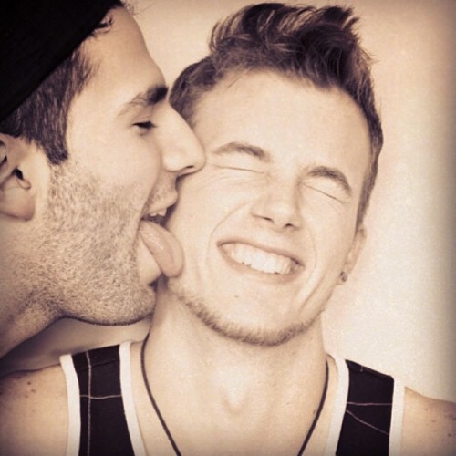 amanthing:  Visit amanthing Hunk Edition Blog With 9 Different Categories of HOT MEN to Choose From