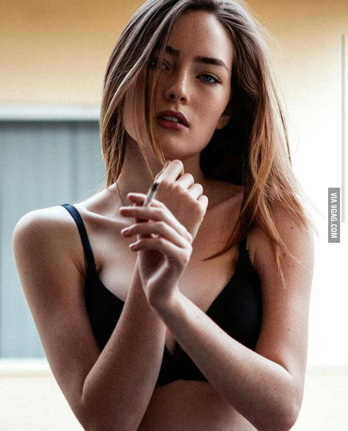 remarkablybeautifulgirls:  Chandler