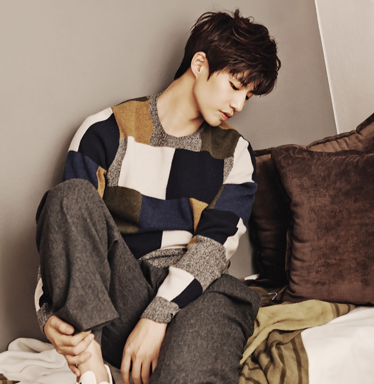 kpophqpictures-blog:  [HQ] Song Jae Rim for Singles Korea (1350x1400)Bigger Pictures: