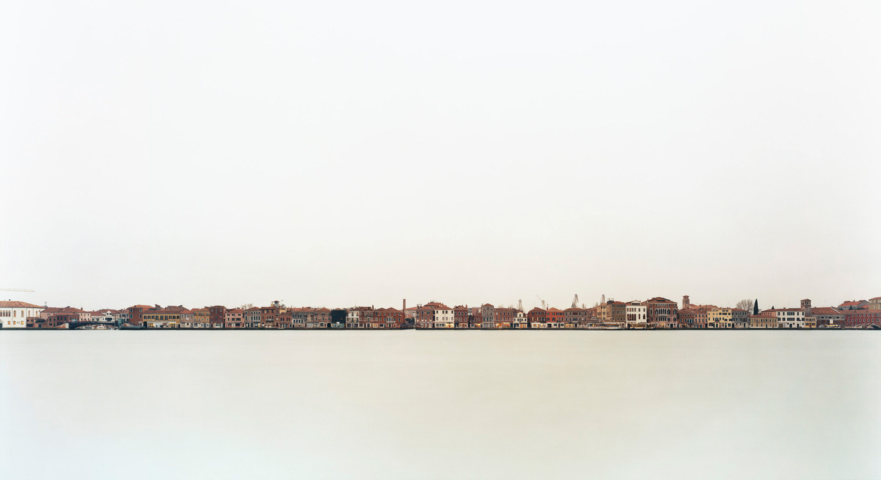 arpeggia: Sze Tsung Nicolás Leong - Canale della Giudecca III, Venezia, 2007; Castello