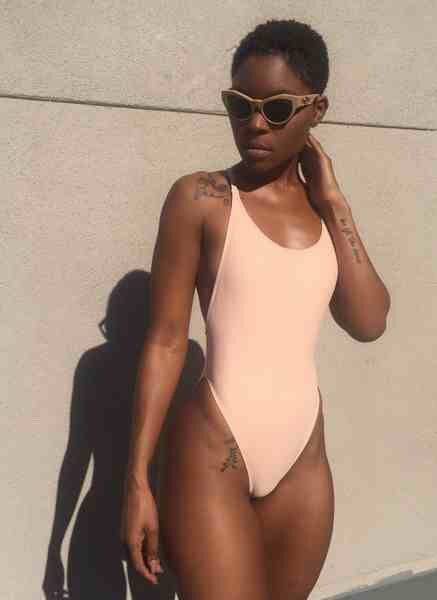 bombshellssonly:  @thefull_monti