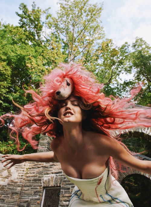 fromobscuretodemure: Lindsey Wixson by Ryan McGinley for Flair Italy #14 December 2014. Fashion edi