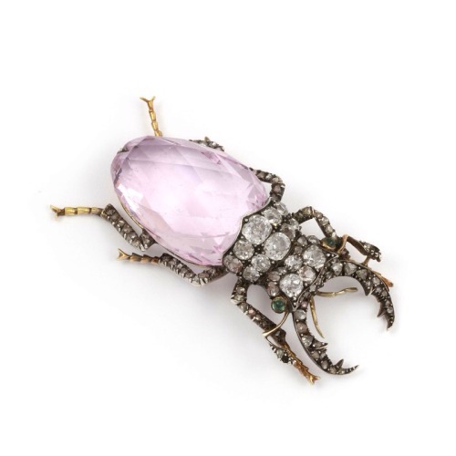 pwlanier:A mid-19th century pink topaz and diamond Beetle brooch. Courtesy Alain Truong 