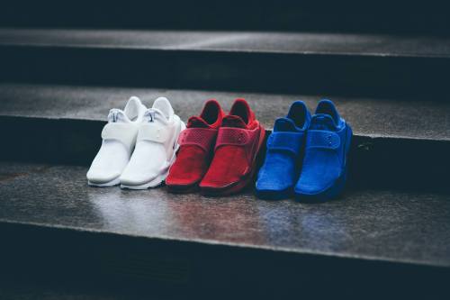 NIKE SOCK DART SP ‘INDEPENDENCE DAY’ More sneakers here.