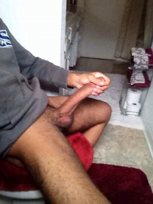 carmenvita:  theworldofmeatandmen:  betomartinez:  Beto’s Corner  http://betomartinez.tumblr.com/