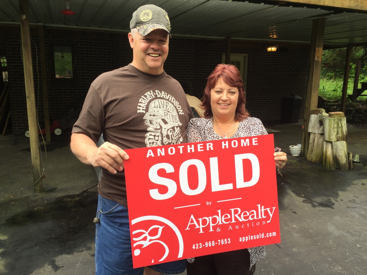 applerealty:
“  Kudos to Joe & Donna Graves! Blessings as you make Blountville your new home!
”